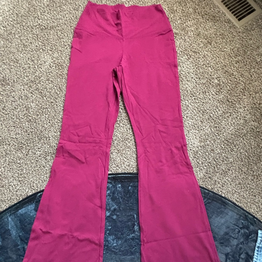 Stylish Pink Flared Leggings
